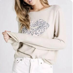 Wildfox Crewneck Sweatshirt Pink Leopard Print Lips Oatmeal Size XXL